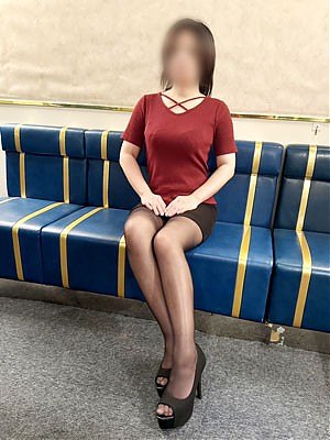 みい